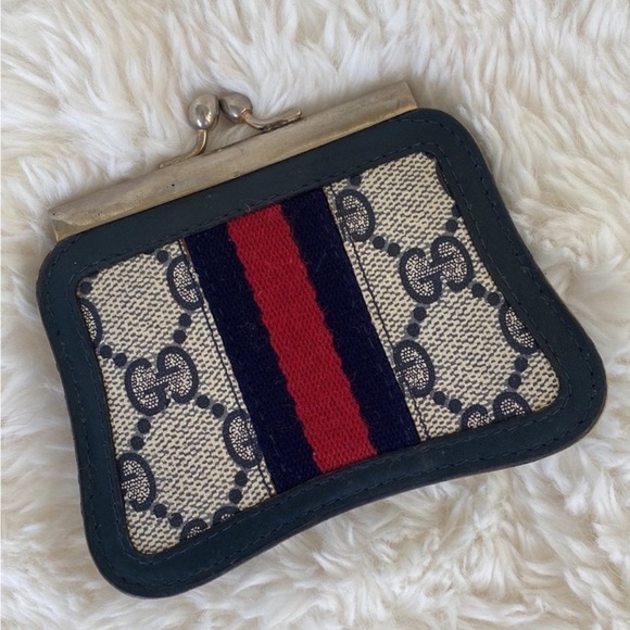 Authentic Gucci coin purse - Picture 5 of 5